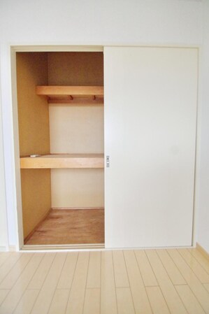 ロイヤルメゾン高森の物件内観写真